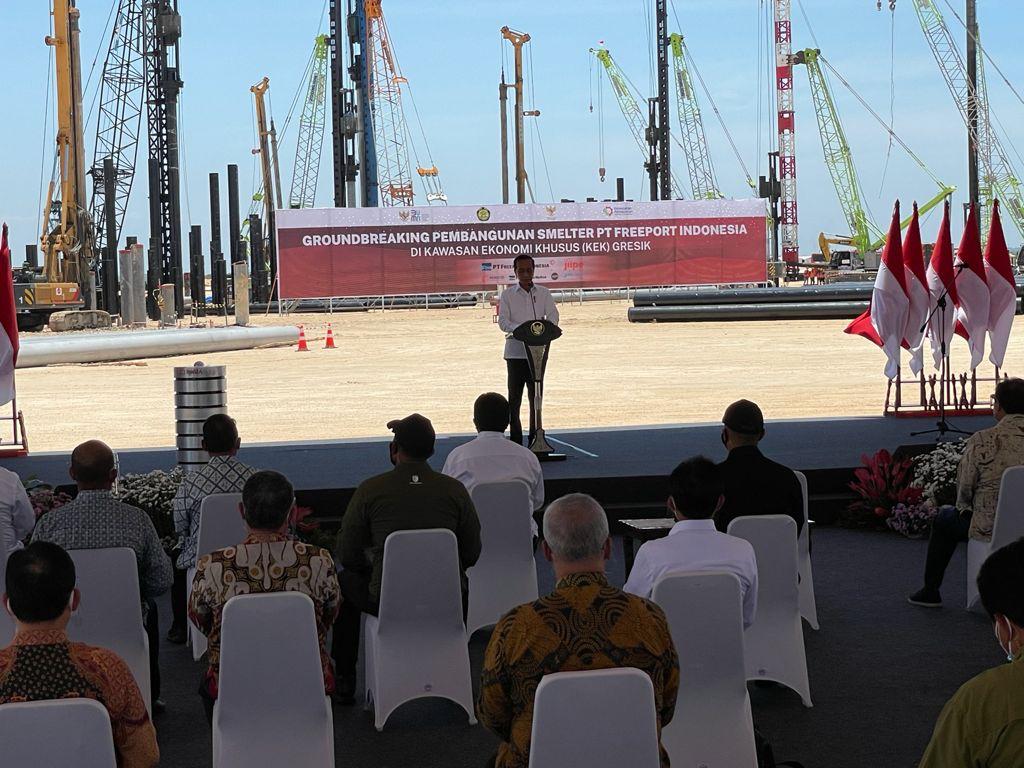 Presiden Jokowi Letakkan Batu Pertama Pembangunan Smelter PT. Freeport di Gresik