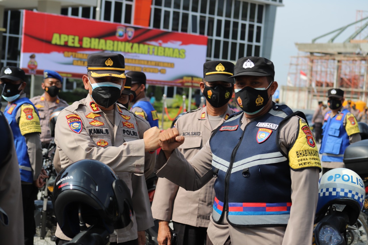 Polda Jatim Tingkatkan Bhabinkamtibmas Polres Gresik Guna Mengawal Masyarakat Dari Masa Pademi Menuju Edemi