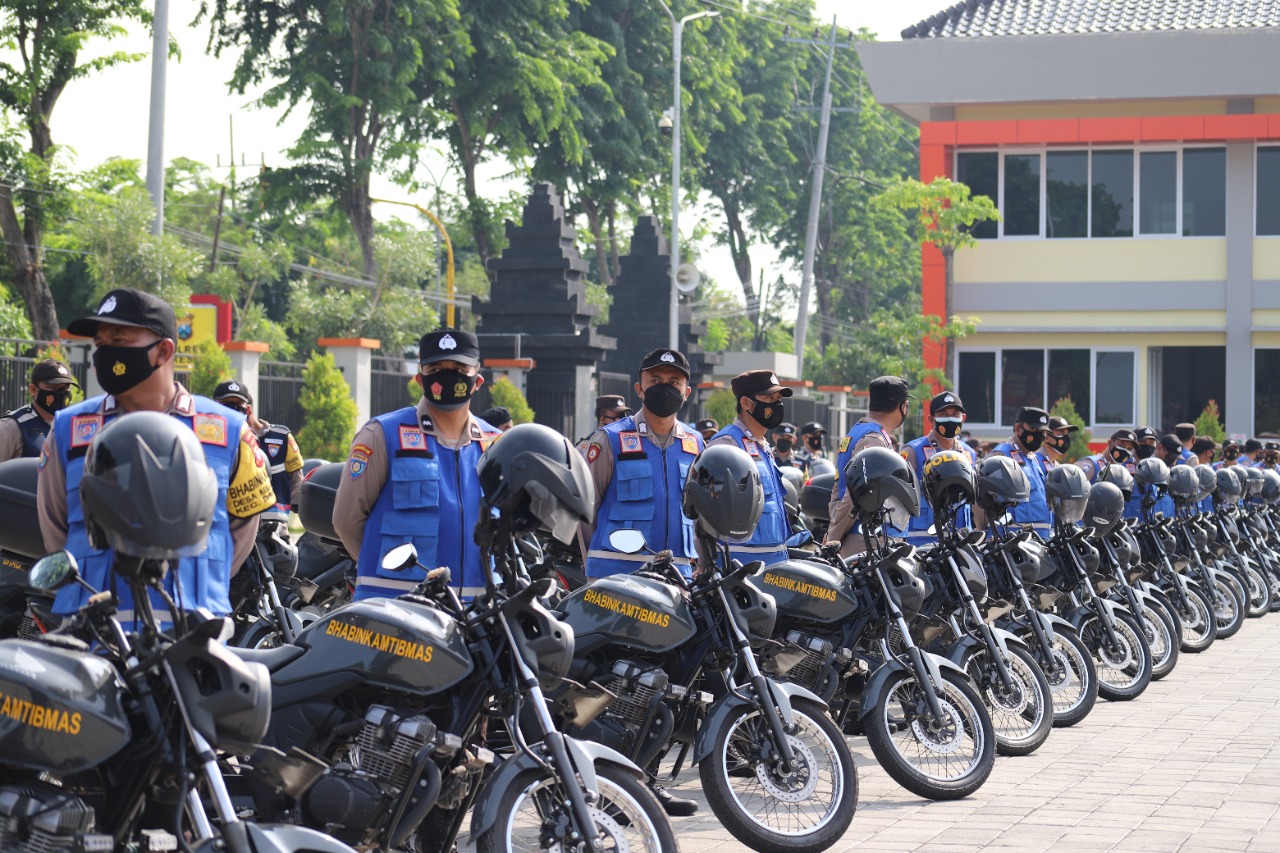 Polda Jatim Tingkatkan Bhabinkamtibmas Polres Gresik Guna Mengawal Masyarakat Dari Masa Pademi Menuju Edemi