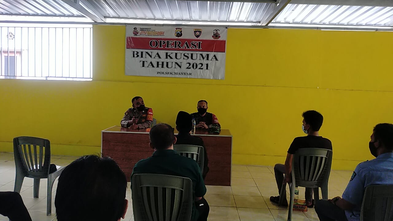 Operasi Bina Kusuma Polisi di Gresik Gandeng TNI, Bentengi Masyarakat dari Jeratan Pinjol