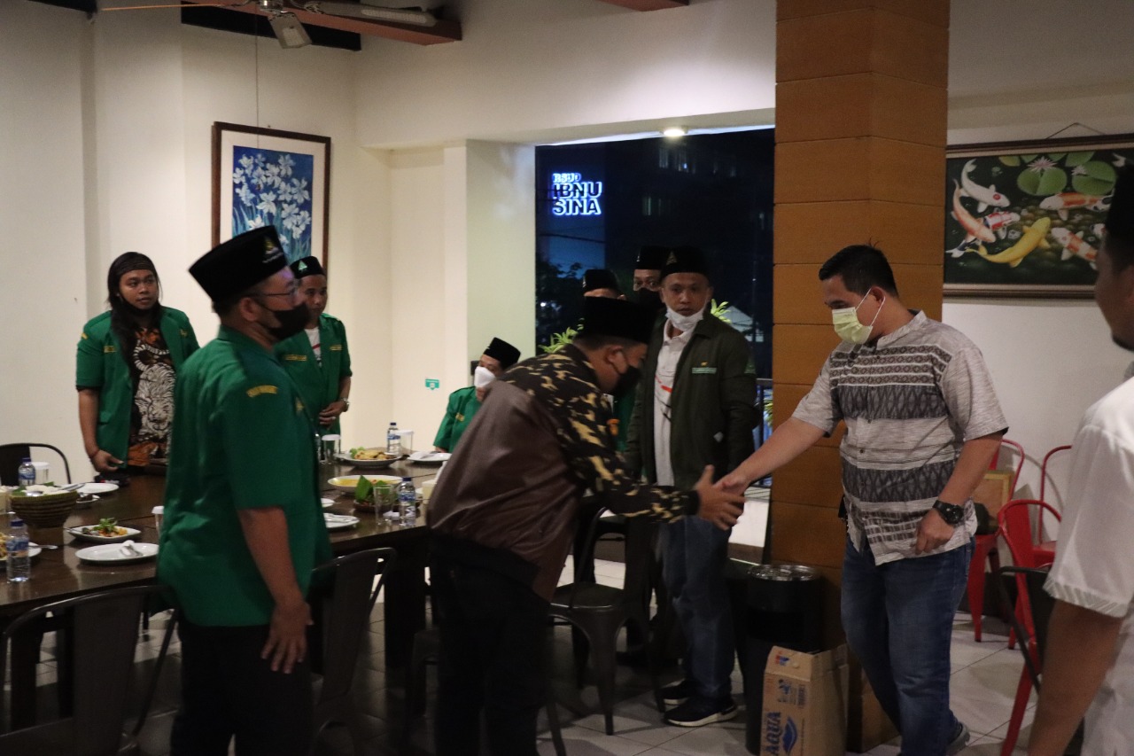 Jaga Kamtibmas Jelang Natal, Polres Gresik Bersinergi GP Ansor Gresik