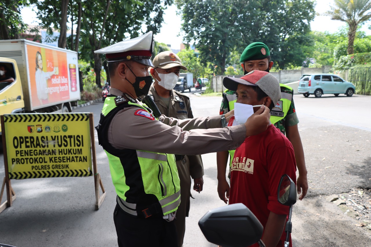 Ops Keselamatan Semeru 2002 Polres Gresik Gelar Yustisi Dan Pamor Keris