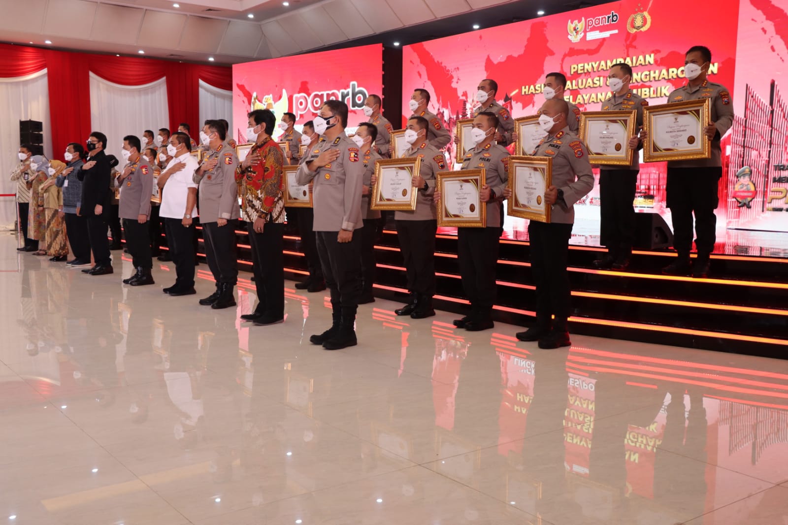 Polres Gresik Dapat Penghargaan dari Kementerian PAN-RB