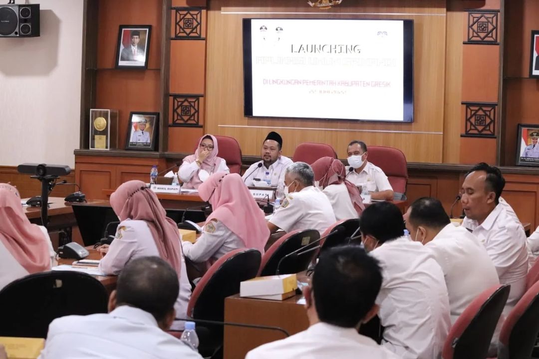 Bupati Gresik Fandi Akhmad Yani Launching Aplikasi Srikandi