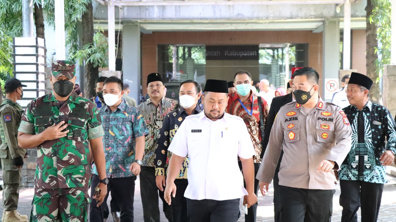 Jelang Idul Adha, Kapolres Gresik Bersama Forkopimda Gelar Rakor dan Bimtek Juru Sembelih Halal