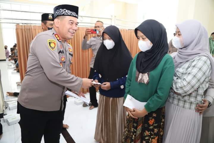 Kapolres Gresik Santuni Anak Yatim Peringati Tahun Baru Islam