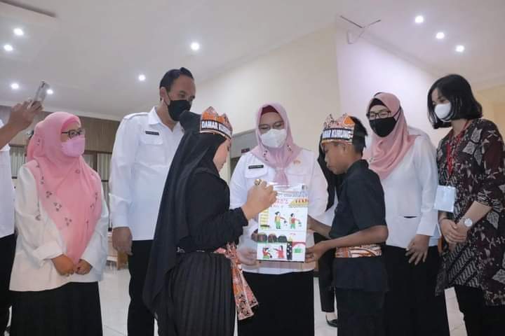 Penampilan Komunitas Anak Gresik Bikin Wabup Kagum Pada Puncak HAN 2022