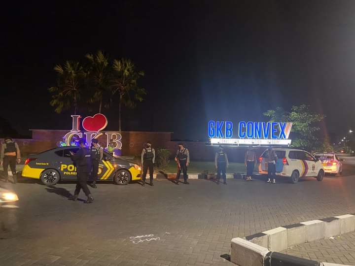 Buru Gangster di Gresik, Polres Gresik Gelar Patroli Skala Besar