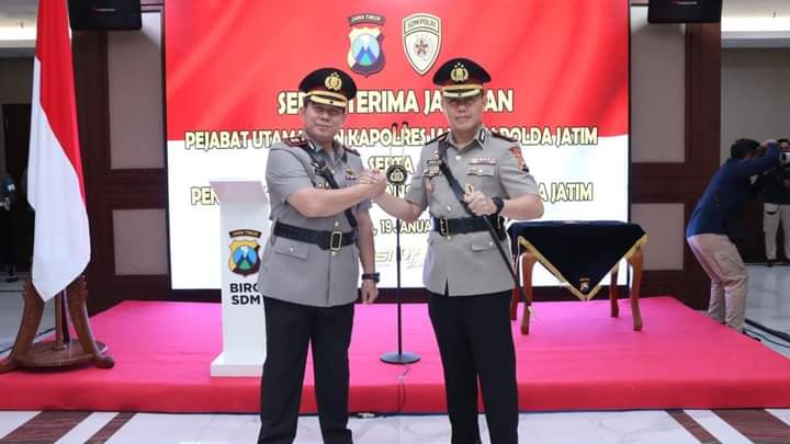 Tongkat Kapolres Gresik kini Bergeser ke AKBP Adhitya Panji Anom