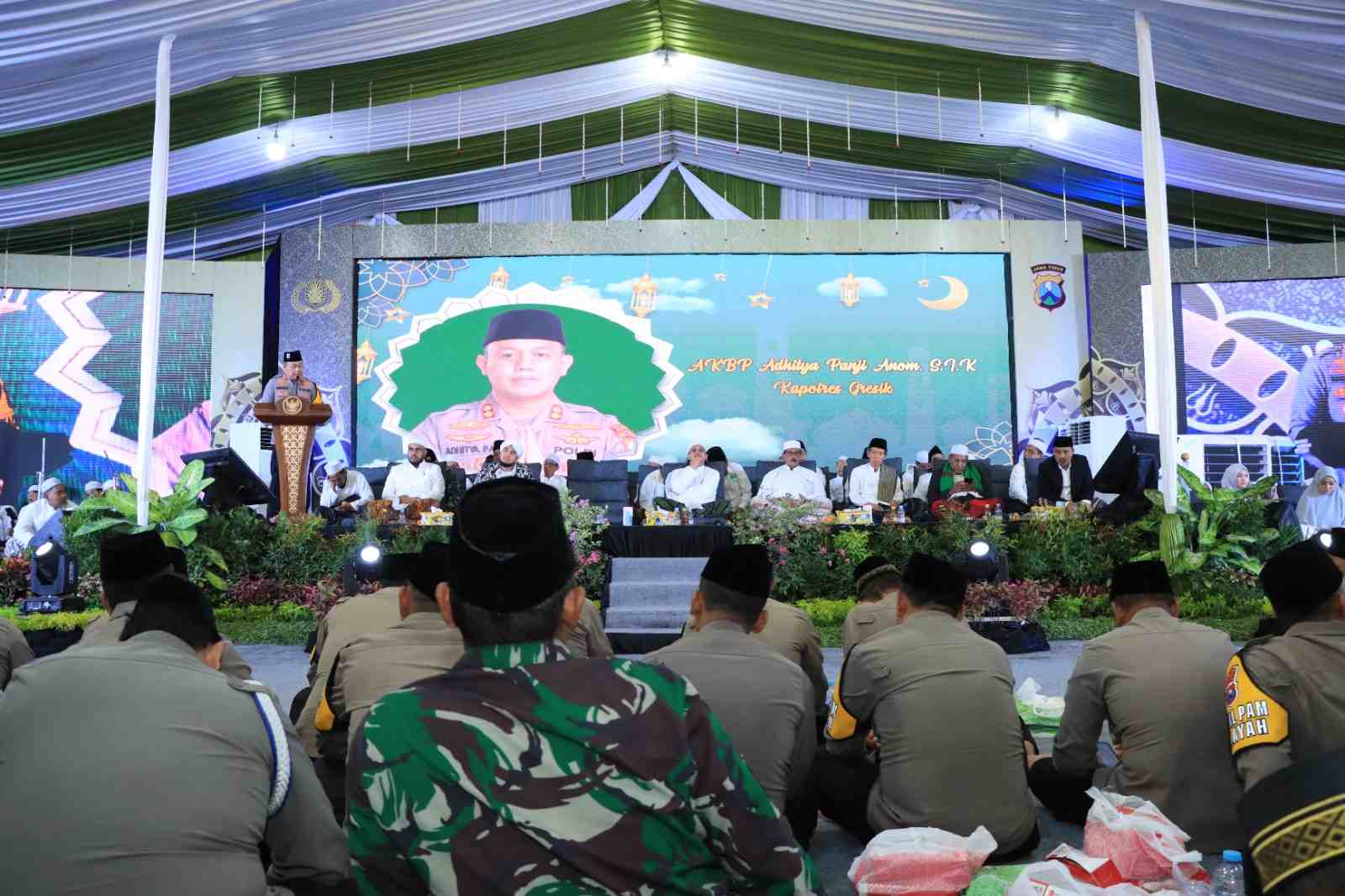 Jelang Pemilu 2024, Polres Gresik Gelar Istighosah dan Doa Bersama
