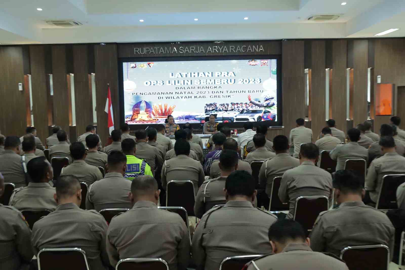 Polres Gresik Gelar LatPra Ops Lilin Semeru 2023 di Kabupaten Gresik