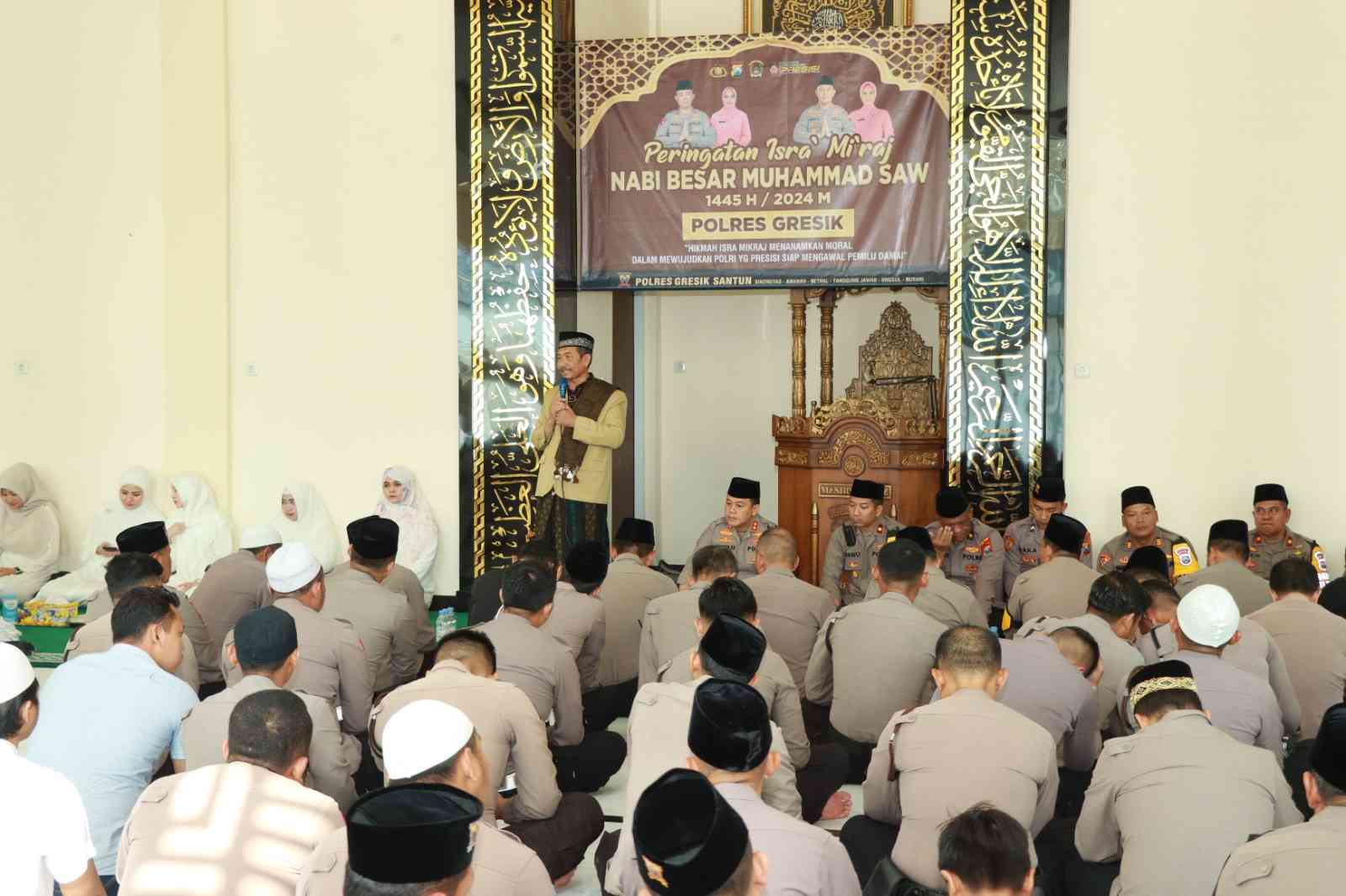 Polres Gresik Peringati Isra Mi'raj Nabi Muhammad SAW 1445 H
