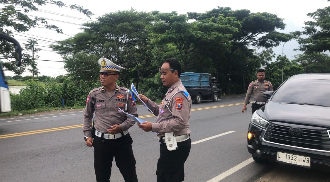 Tekan Angka Kecelakaan, Satlantas Polres Gresik Monev Blackspot dan Troublespot