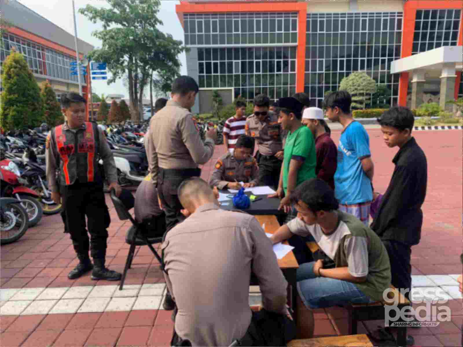 Polisi Amankan 50 Motor dari Pemuda yang Akan Balapan Liar di Gresik