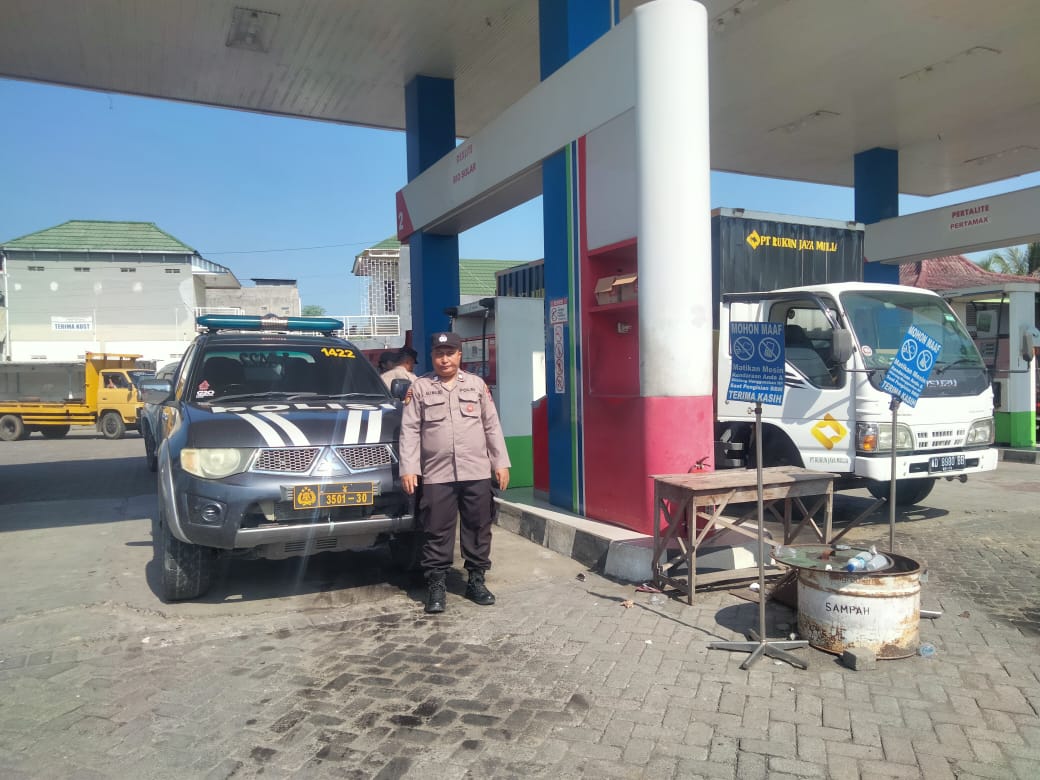 Polres Gresik Patroli SPBU langsung Cek Stok dan Antisipasi Penyalahgunaan BBM