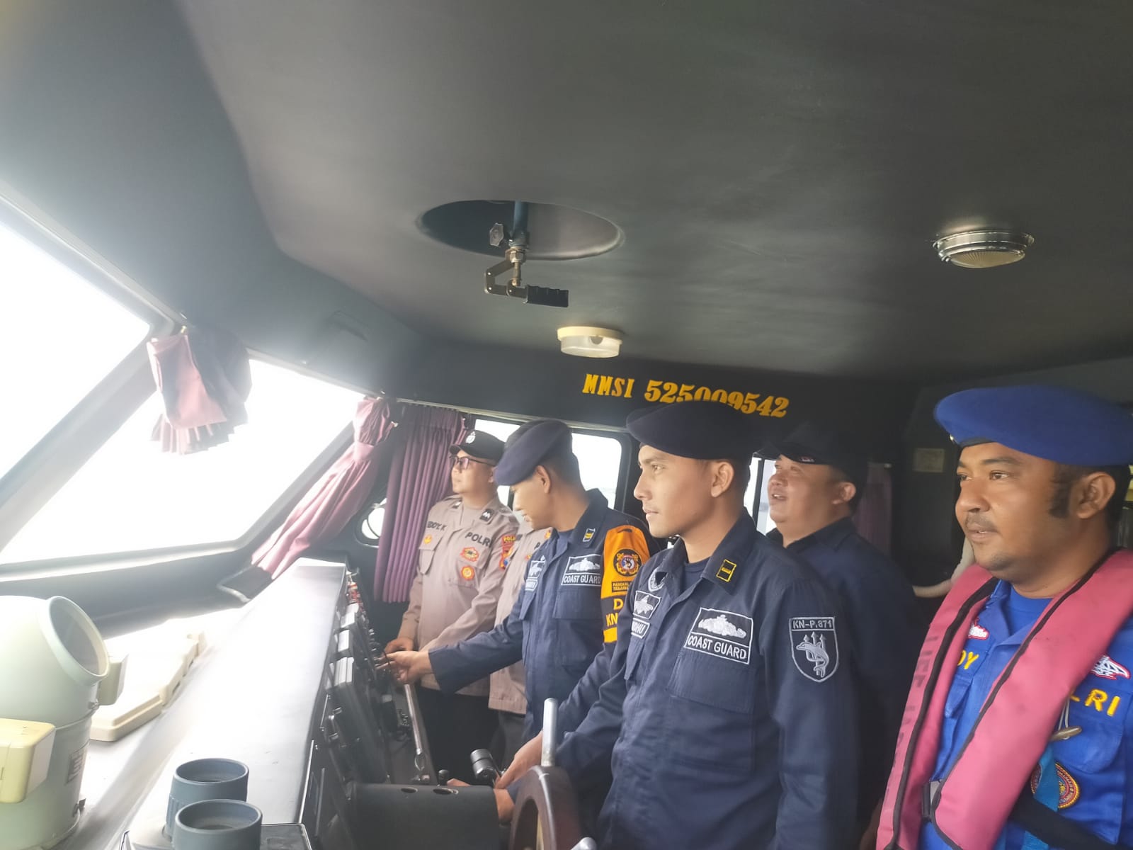 Patroli Laut Gabungan Jaga Harkamtibmas di Perairan Gresik