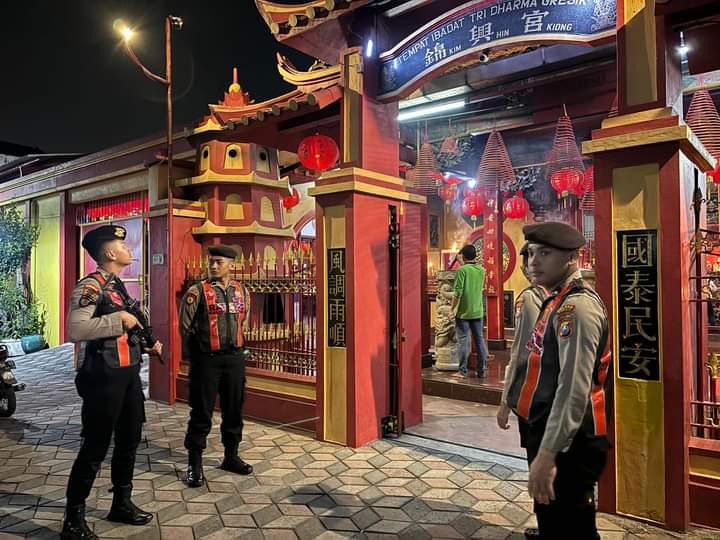 Polres Gresik Jaga Keamanan dan Ketertiban Selama Hari Raya Waisak 2568
