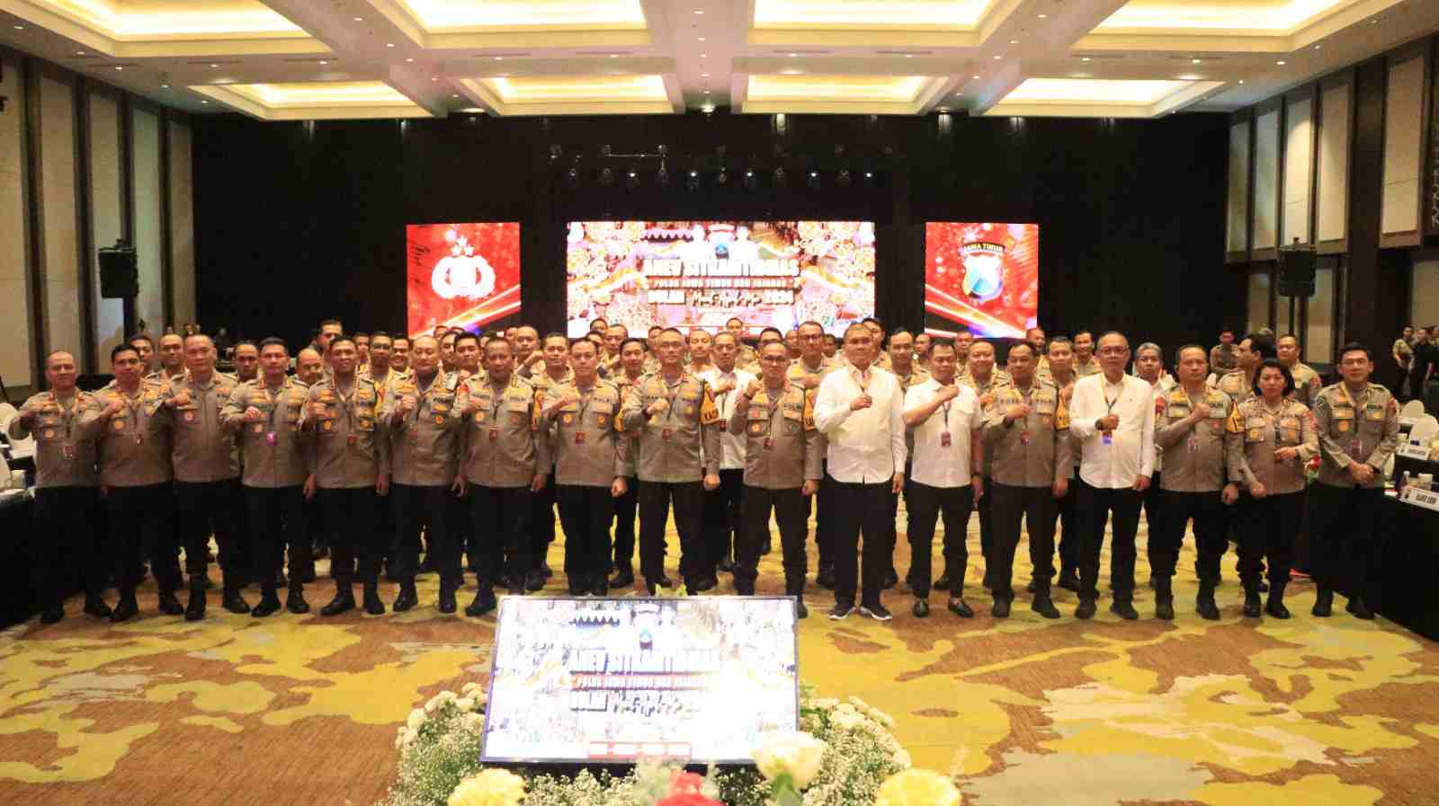 Kapolda Jatim Pimpin Anev Sitkamtibmas untuk Kesiapan Operasi Mantab Praja Semeru 2024