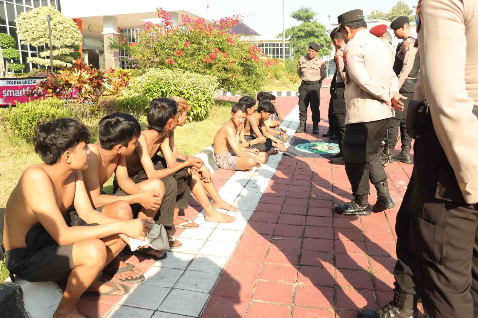 Polres Gresik Ringkus Geng Motor Usai Lakukan Aksi Penculikan dan Penganiayaan