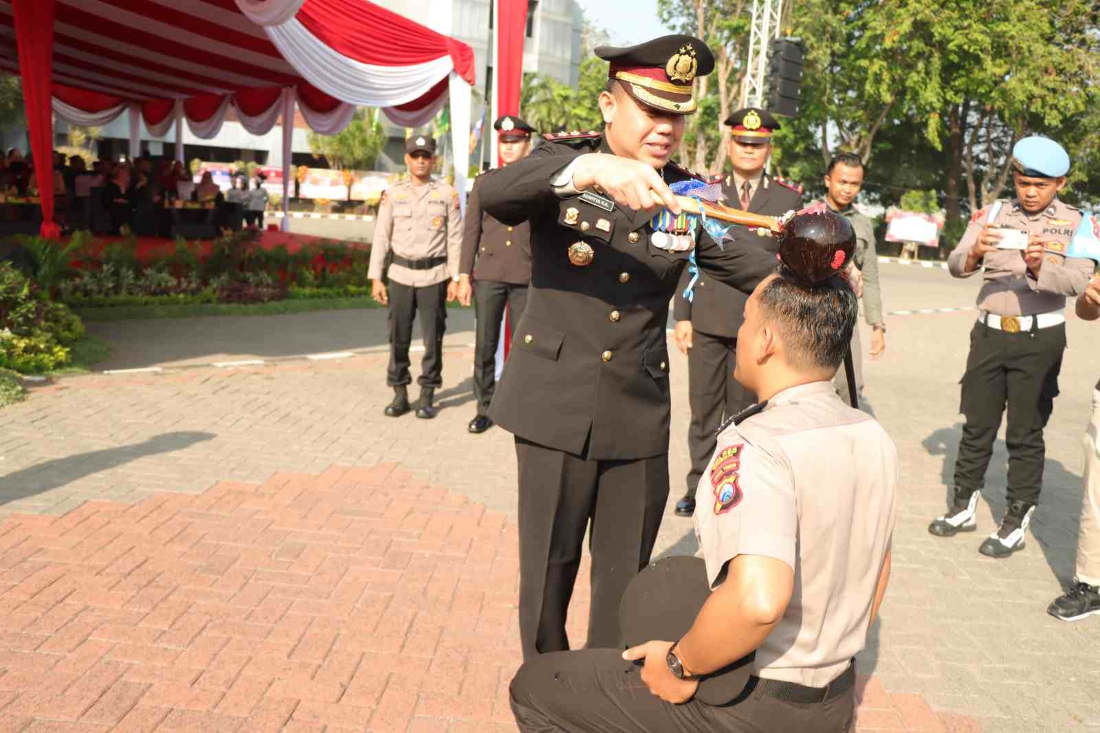 51 Personel Polres Gresik Naik Pangkat di Hari Ulang Tahun Bhayangkara ke-78