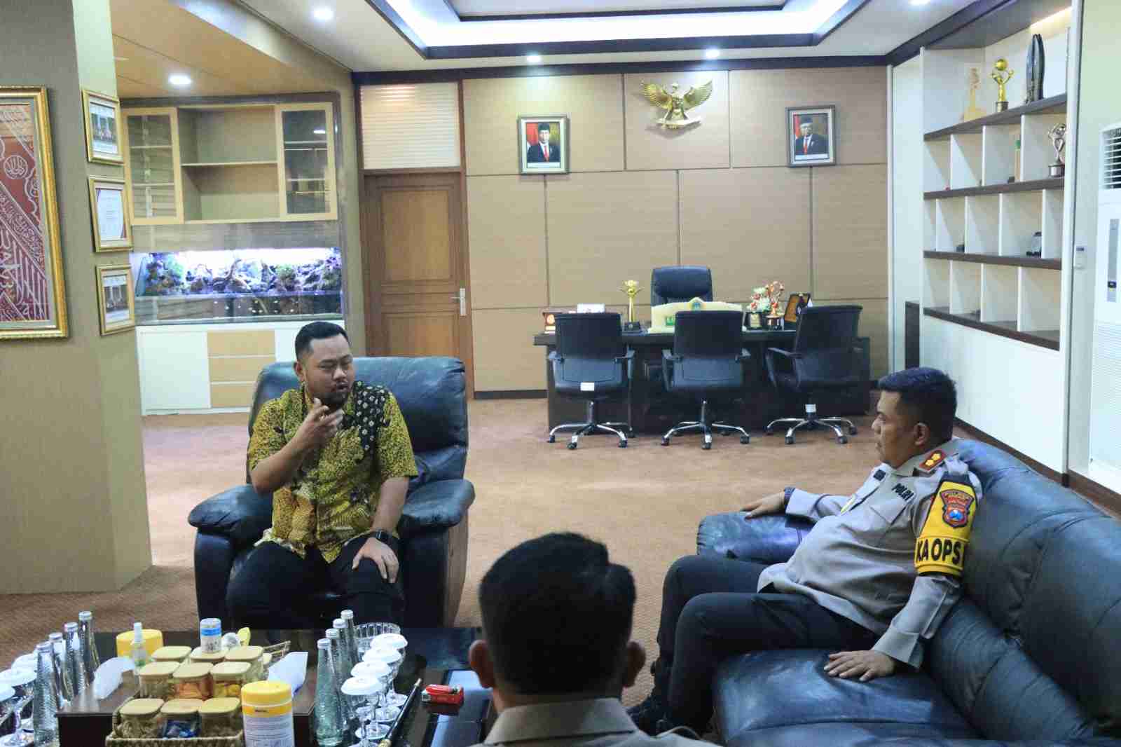 Kapolres Gresik Silaturahim dengan Bupati Gresik, Perkuat Sinergitas Keamanan dan Tantangan Daerah