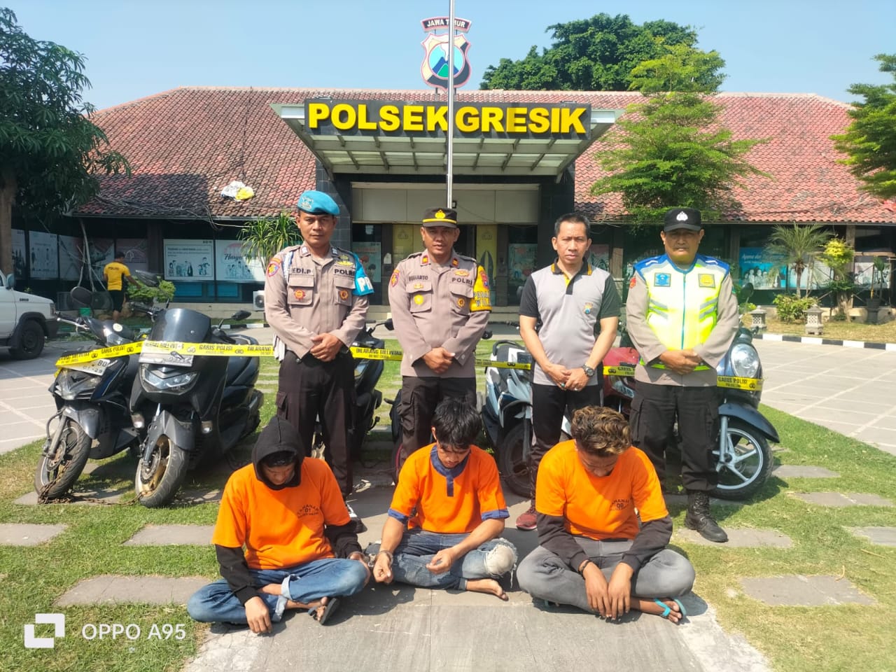 Polsek Gresik Kota Amankan Tiga Pelaku Curanmor Beraksi di Pekelingan