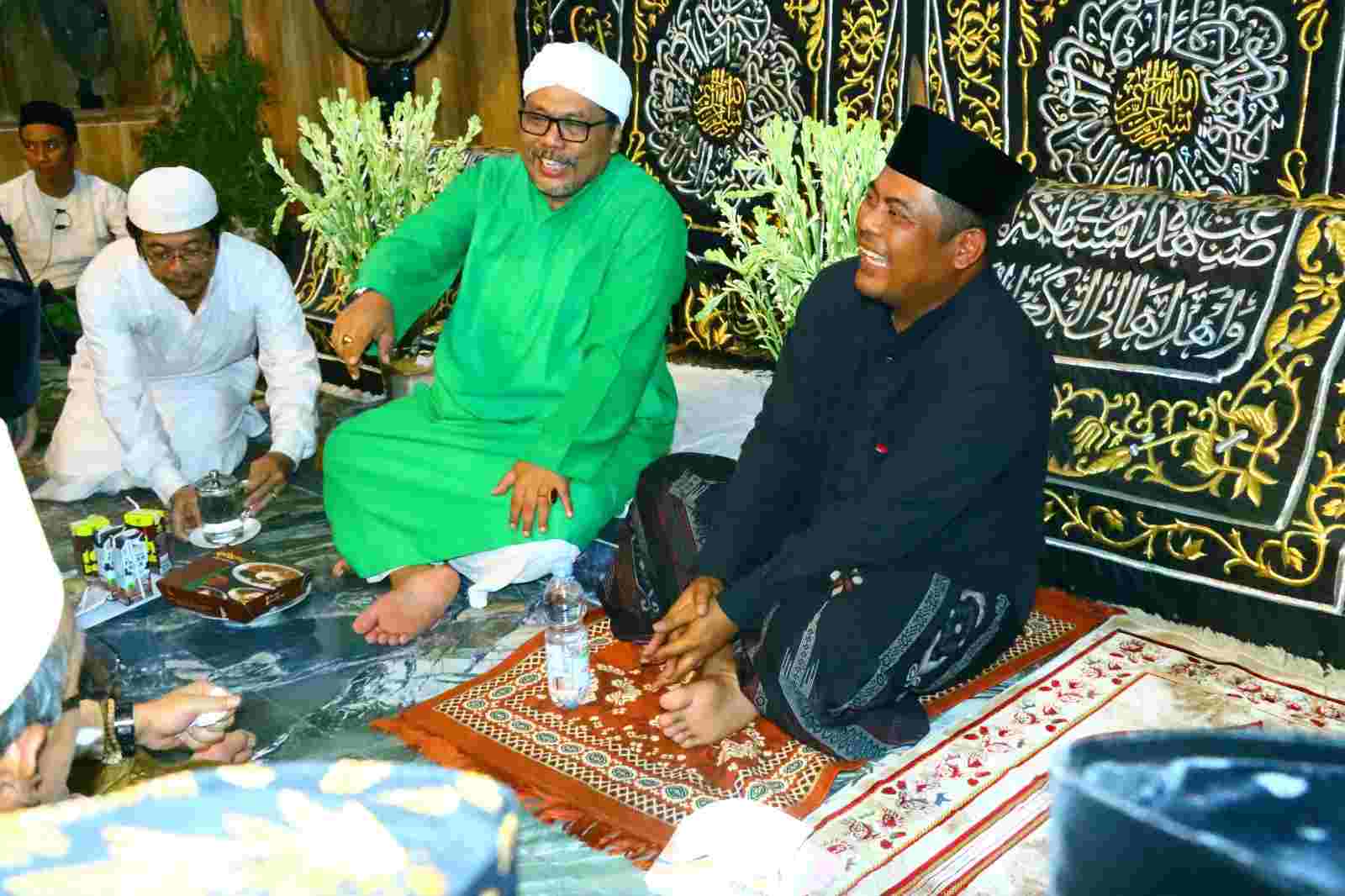 Kapolres Gresik Hadiri Silaturahmi dan Sholawat Maulid Nabi Muhammad SAW, Jaga Kondusifitas Menjelang Pemilu 2024