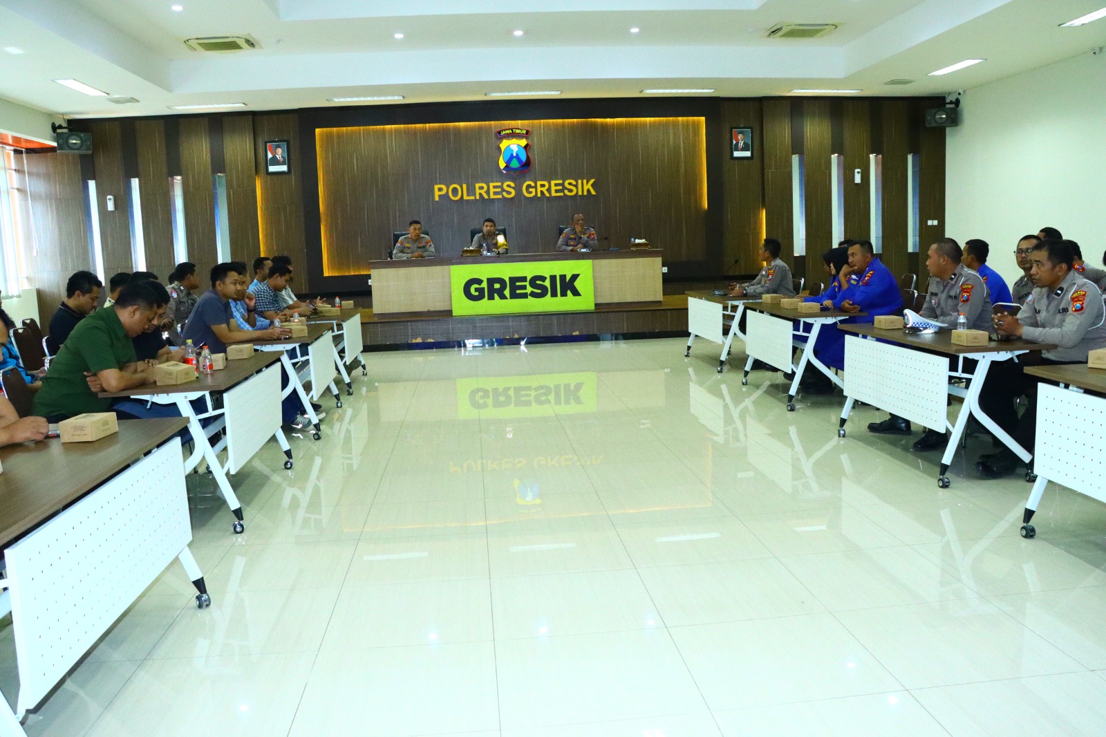 Polres Gresik Beri Arahan Bhabinkamtibmas dalam Mendukung Ketahanan Pangan dan Kesuksesan Pemilu Serentak 2024