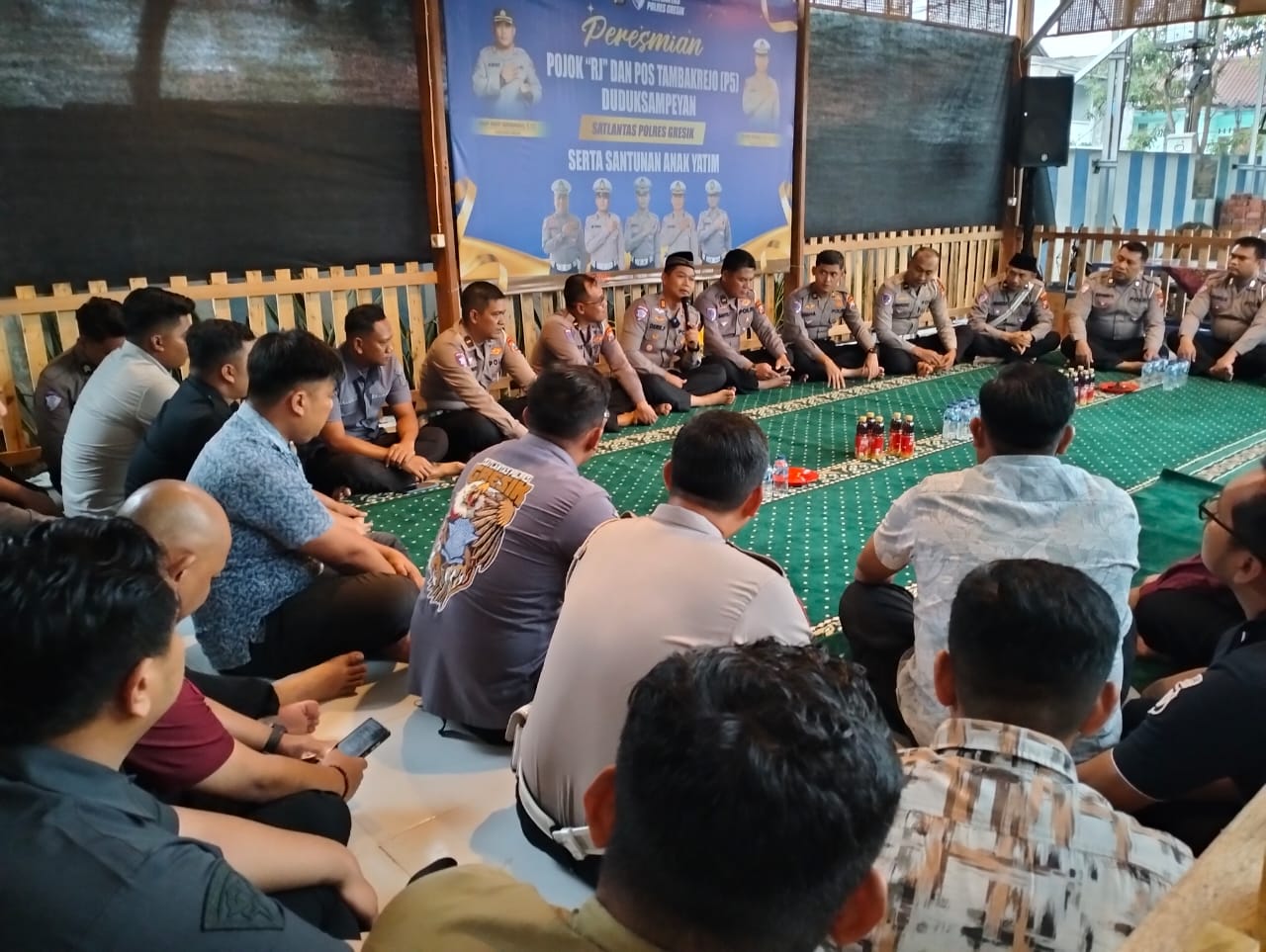 Satlantas Polres Gresik Permudah Layanan Masyarakat dengan Pojok RJ dan Revitalisasi Pos P5