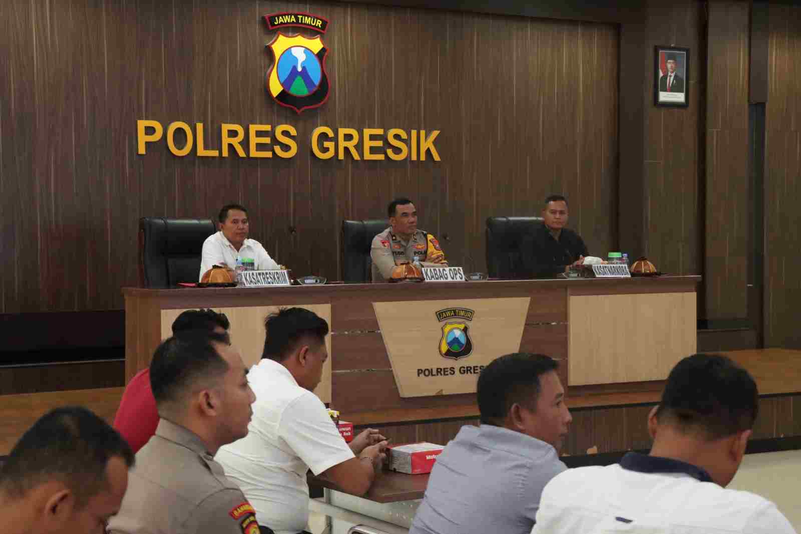Siap Berantas Penyakit Masyarakat, Polres Gresik Gelar Latpra Pekat Semeru 2025