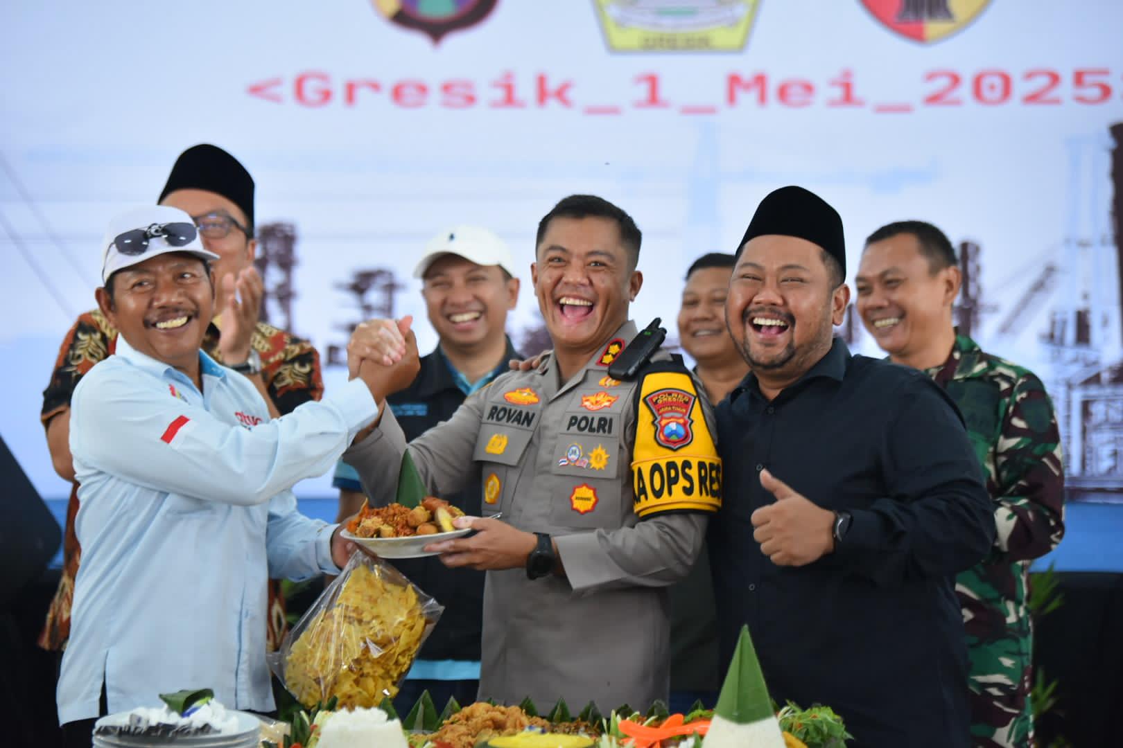May Day 2025 di Gresik Berlangsung Kondusif, Kapolres dan Bupati Apresiasi