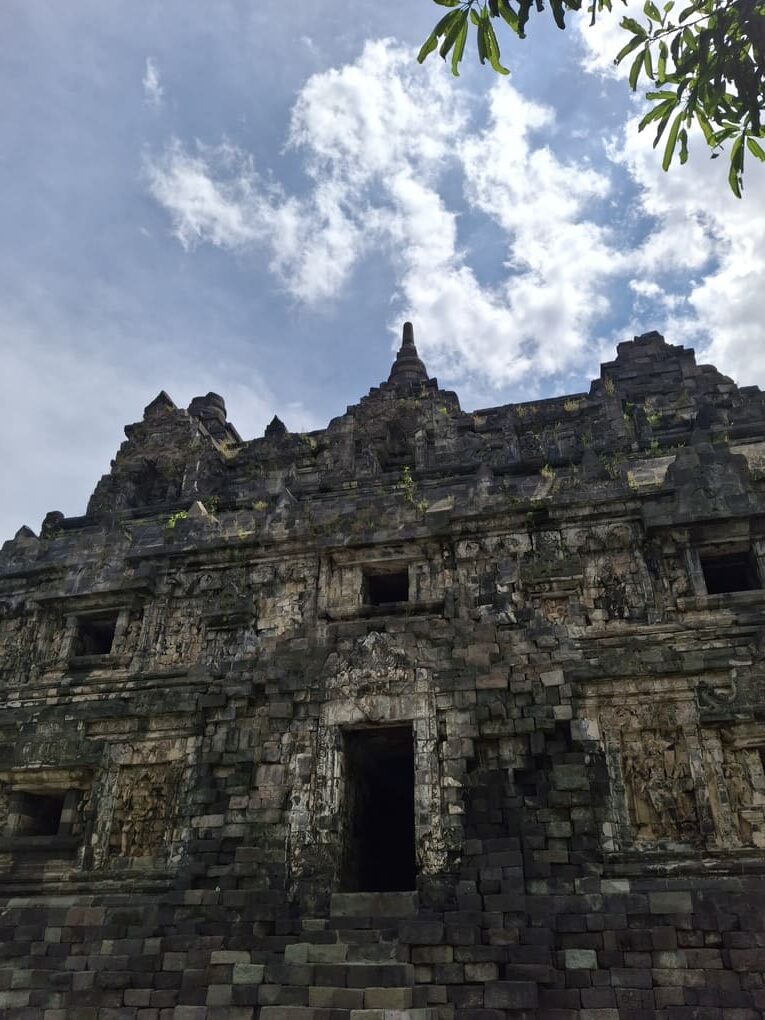 Candi Sari
