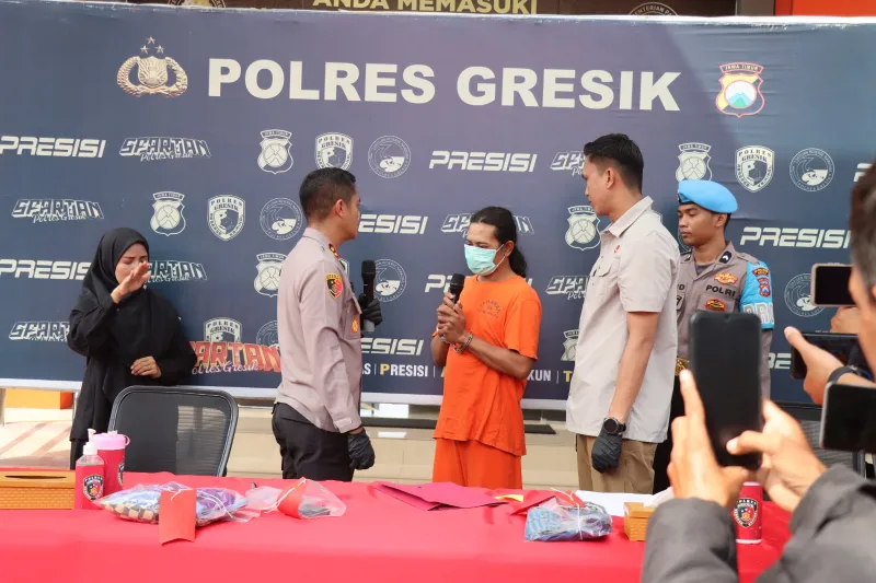 Kapolres Gresik Ungkap Kasus Ayah Tiri Setubuhi Anak Sambung di Wringinanom