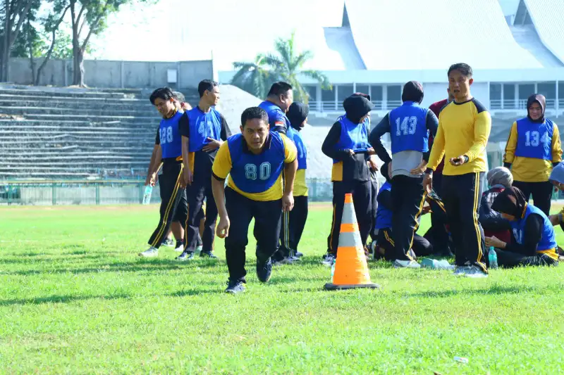 Polres Gresik Gelar Tes Kesamaptaan Jasmani, Ukur Kesiapan Fisik Personel