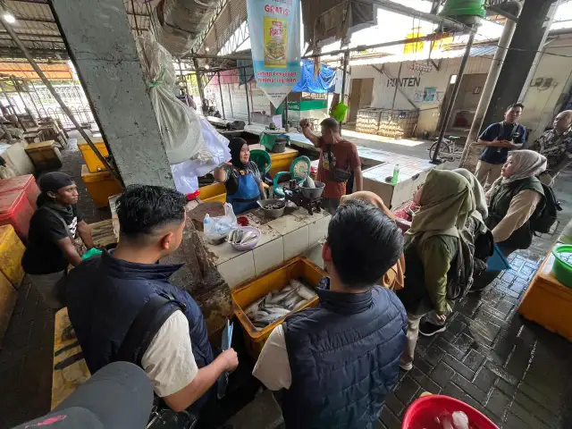Satgas Pangan Polres Gresik Turun Langsung ke Pasar, Jamin Harga Bahan Pokok Tetap Aman