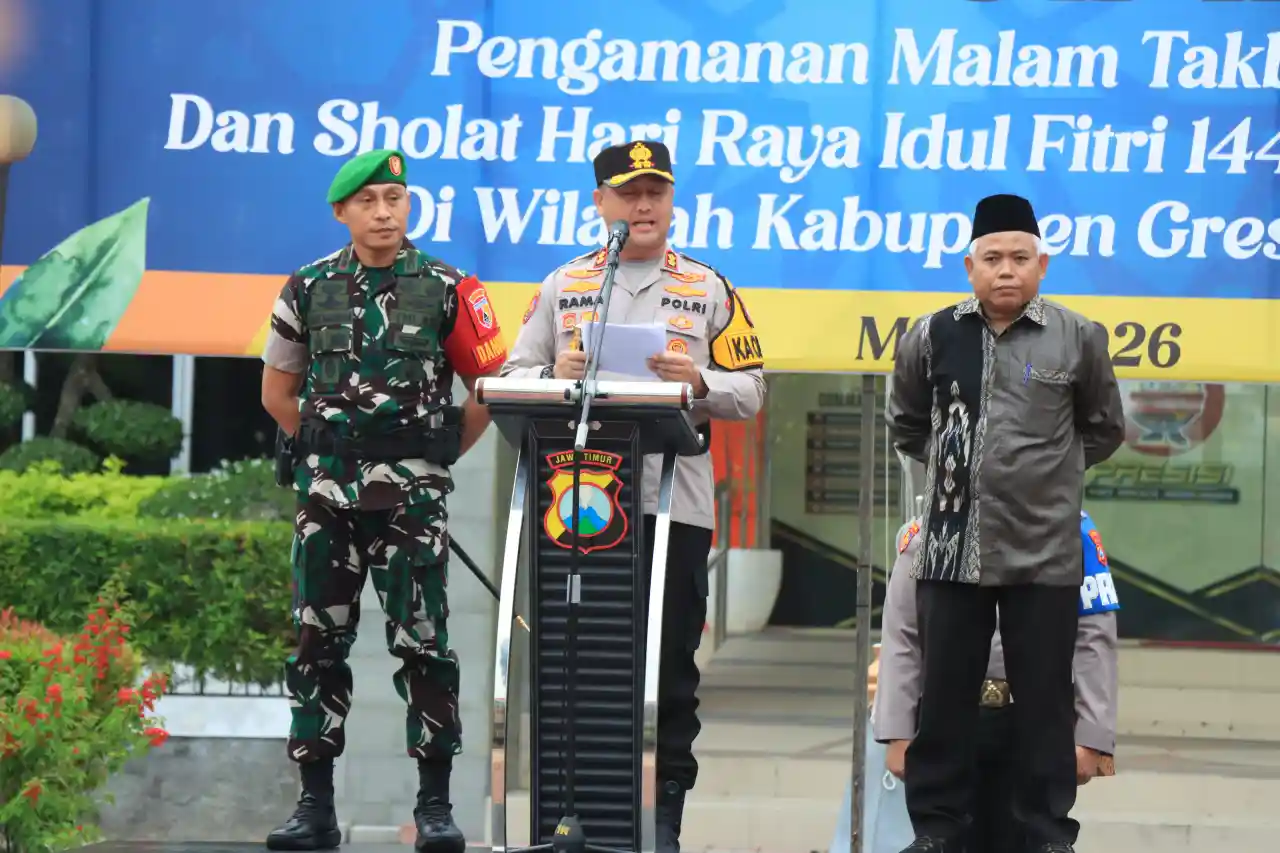 Kapolres Gresik Pimpin Apel Pengamanan Idulfitri 2026, Ajak Warga Takbiran di Masjid